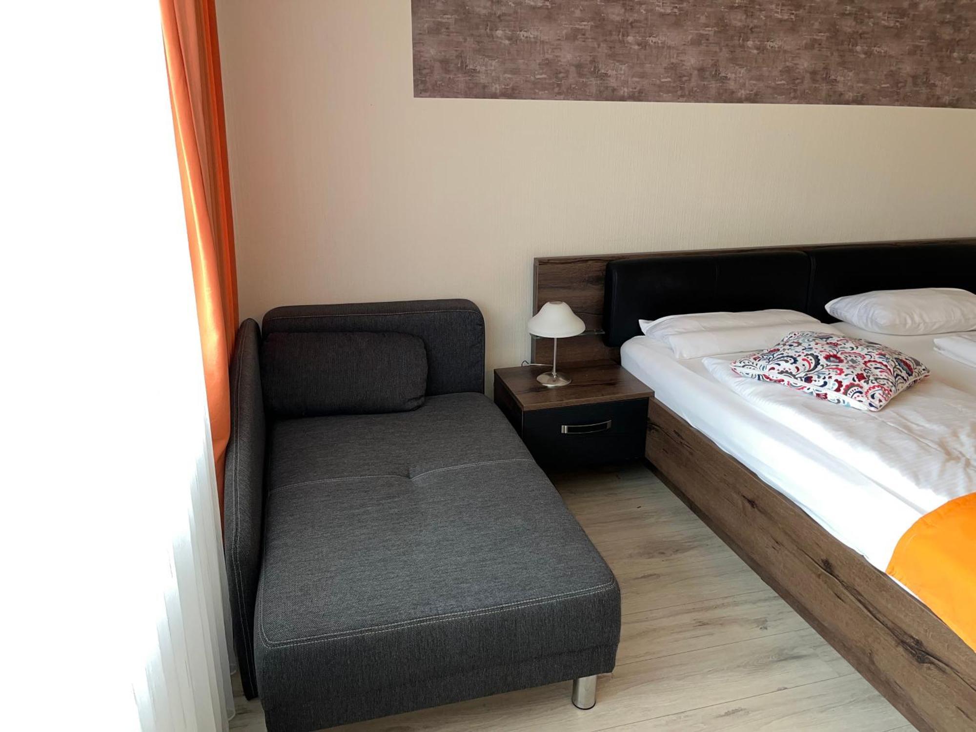 בוטיאדינגן Hotel Filoxenia מראה חיצוני תמונה