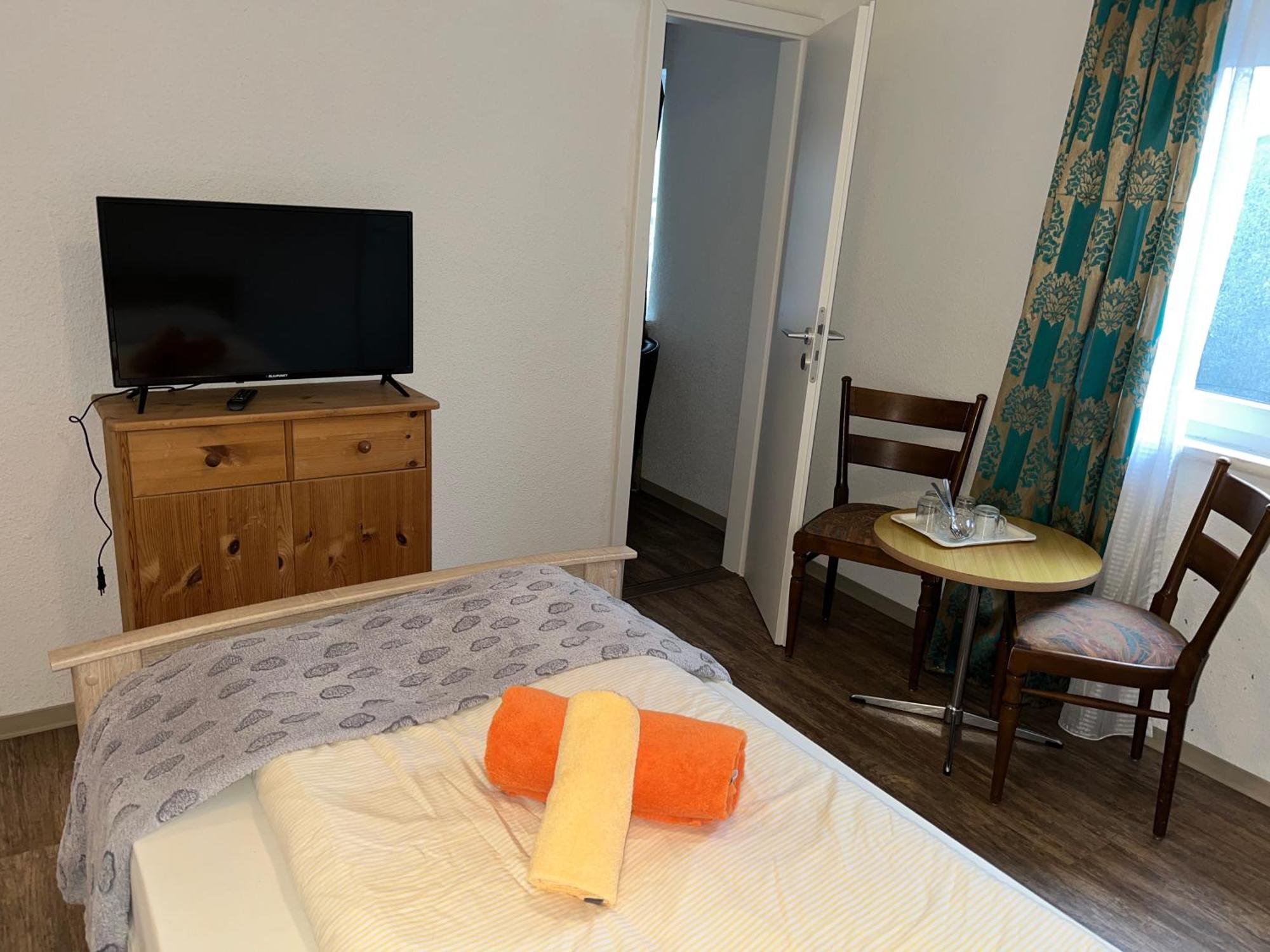 בוטיאדינגן Hotel Filoxenia מראה חיצוני תמונה