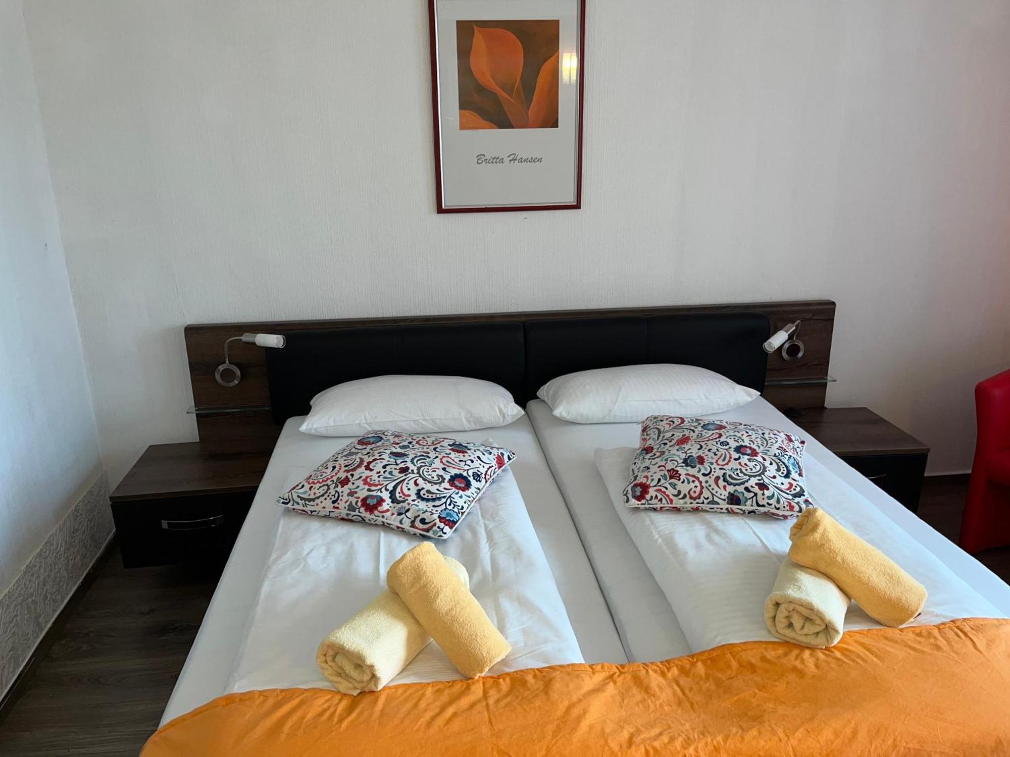 בוטיאדינגן Hotel Filoxenia מראה חיצוני תמונה